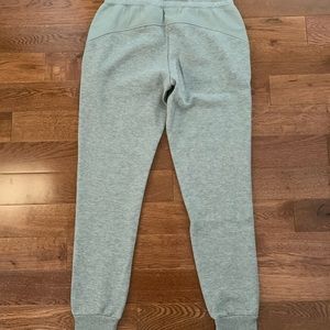 Gently used twice - Roots journey jogger.